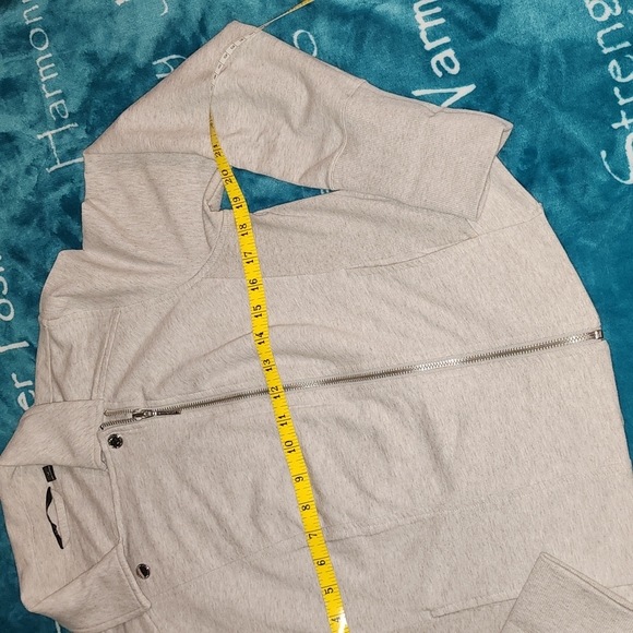 H by HALSTON- Gray Zip-Up Moto Sweater Jacket,  Size 12 - Picture 6 of 13